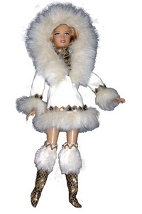 белое пальтишко королевы