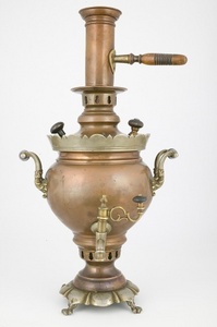 Самовар на щепках