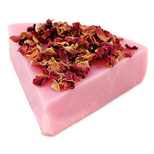 Розовые объятия Lush