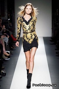 Платье Balmain