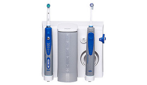 Зубной центр Oral-B® ProfessionalCare™ 3000 DLX OxyJet®