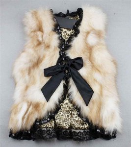 меховой жилет