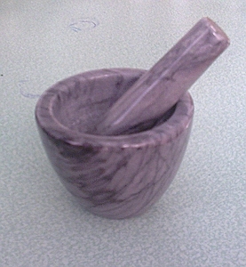 Мраморная фиолетовая ступка