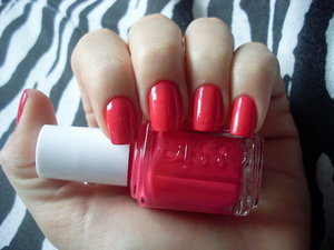 лак Essie "Wife goes on"