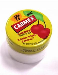 бальзам для губ Carmex