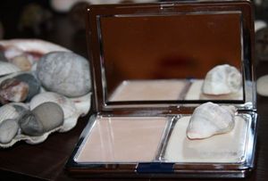 пудра La Prairie Cellular Treatment Foundation Powder Finish