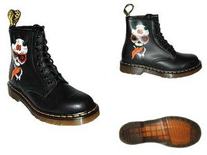 оригинальную обувь Dr. Martens