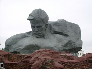поехать в Брест