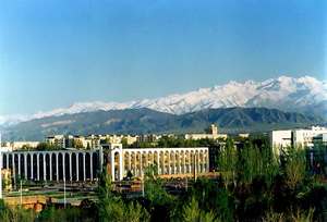 поехать в Бишкек