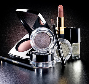 Chanel Fall 2011 Makeup: Illusion D'Ombre