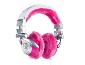 Новые наушники (New headphones)