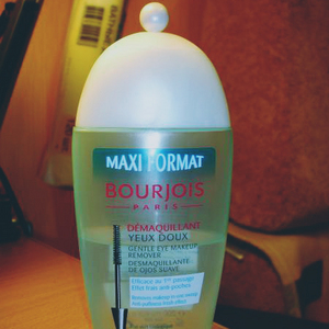 bourjois Мягкое средство для снятия макияжа с глаз