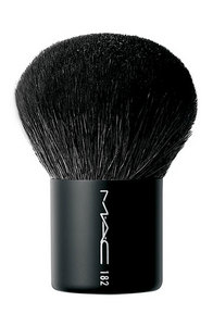 MAC 182 Buffer Brush