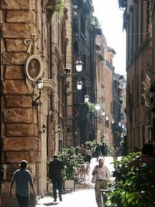 Побывать на этой улице.