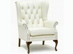 Классическое кресло