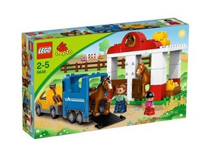 Lego duplo конюшня