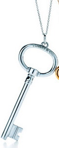 Tiffany Oval key pendant silver
