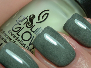 China Glaze Choulish Glow