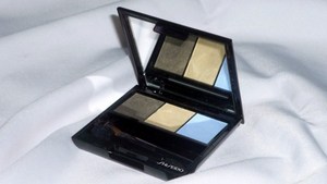 Shiseido Luminizing Satin Eye Color Trio - GD804 Opera