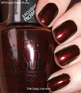 Лак для ногтей фирмы OPI цвет Royal Rajah Ruby