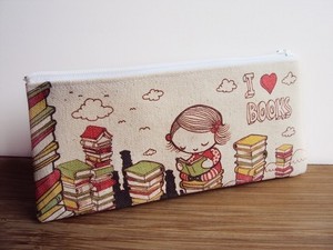 Small I Love Books Zipper Pouch