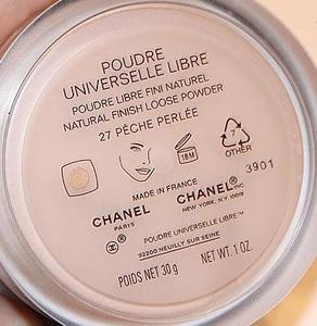 CHANEL POUDRE UNIVERSELLE LIBRE P&#202;CHE PERL&#202;E №27