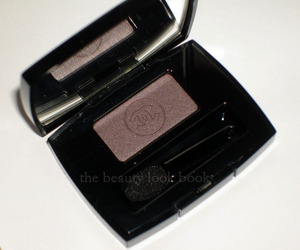 Chanel Taupe Grise № 87