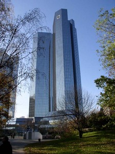 На крышу многоэтажки