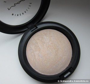 MAC Mineralize Skinfinish lightscapade