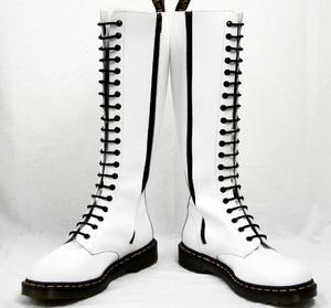 Dr. Martens 1b60 white