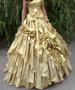 Бальное платье