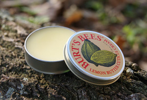 Масло для кутикулы Burt’s Bees Lemon Butter Cuticle Creme.