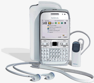 Nokia E72 zircon white