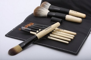 набор кистей SIDNEY NEGRA от WORLD OF BRUSHES