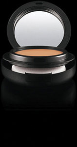 m.a.c mineralize foundation spf 15 nw 25