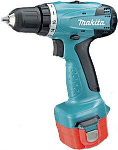 шуруповерт  12 v или 14 v   makita