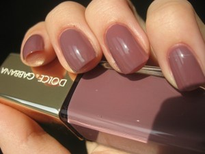 Dolce&Gabbana intense nail lacquer Drama