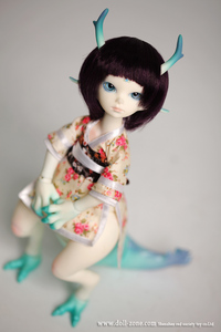 Dollzone Moon