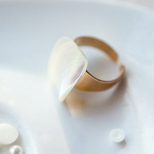 Mother of Pearl White Delicate RING