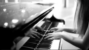 Научиться играть (piano)