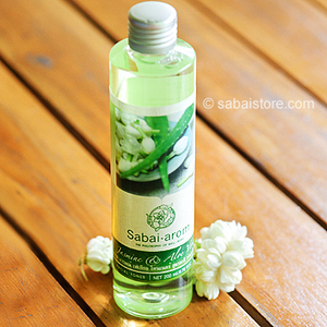 Sabai Arom Jasmine & Aloe Vera Facial Toner - Нежный увлажняющий тоник "Жасмин и Алое вера"