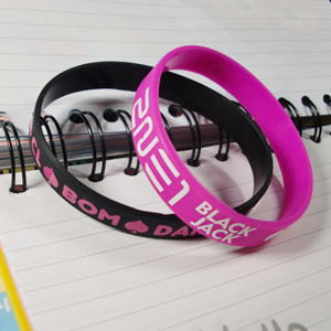 2NE1 Support wristband