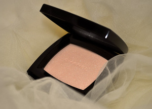 Chanel Poudre Universelle Compacte 150 Jasmin