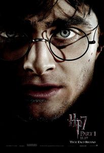 Посмотреть "Гарри Поттер и Дары смерти " на английском языке