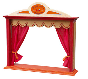 Сцена домашнего кукольного театра