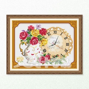 часики с  вышивкой