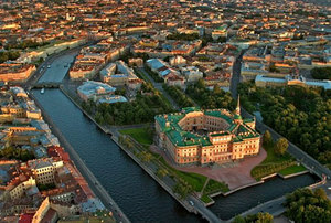 Съездить в Петербург!!!