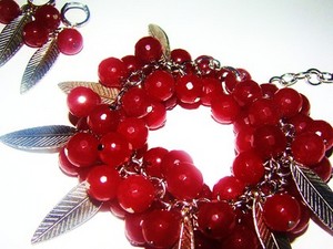 Украшения из натурального камня