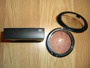 MAC Cheeky bronze mineralize skinfinish