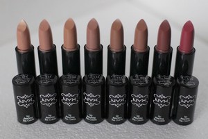 NYX Round Lipsticks Narcisus